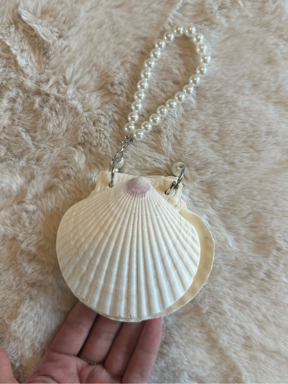 White Shell Notepad - Picture 2 of 5